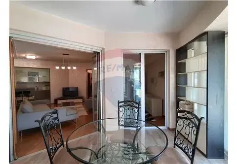 Izdavanje, dvosoban stan, 125m², Centar, Podgorica - image 4