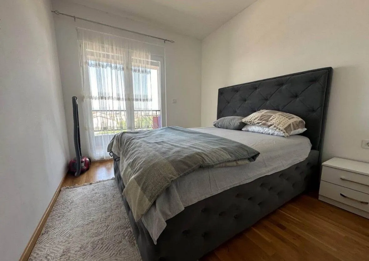 Rent, one bedroom apartment, 46m², Stari Aerodrom, Podgorica