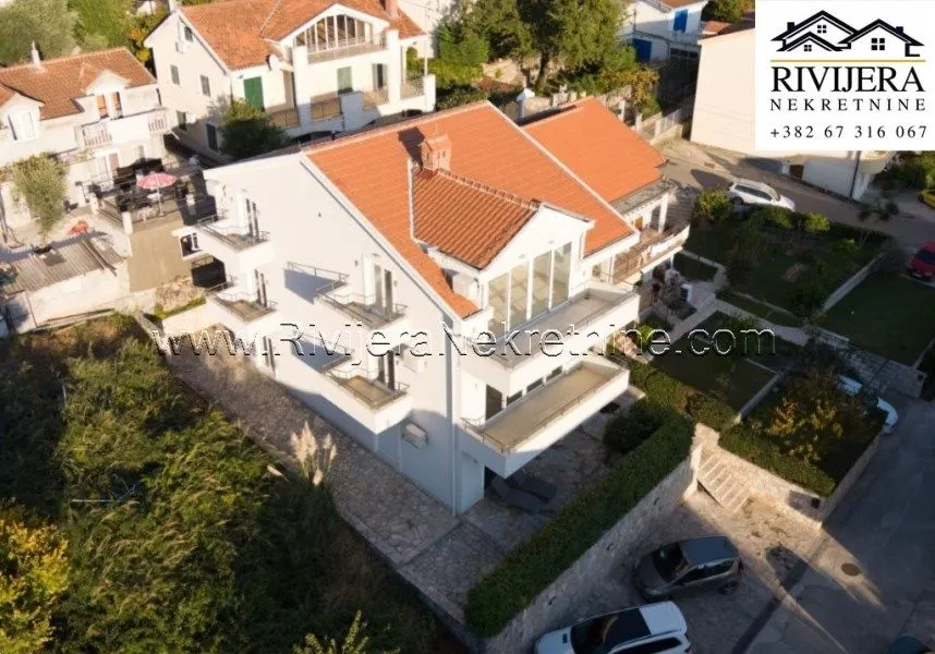 Prodaja, kuća, 297m², Topla, Herceg Novi
