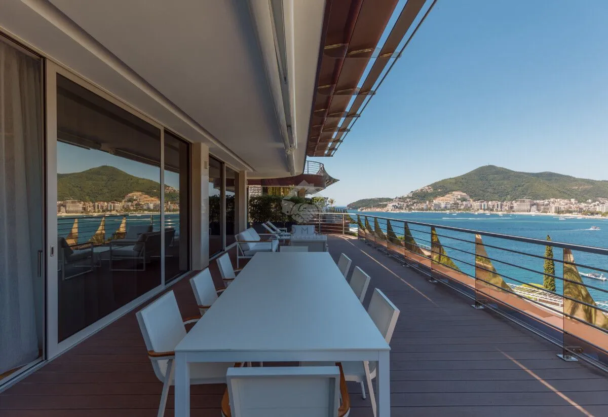 Sale, three bedroom apartment, 257m², Budva, Crna Gora
