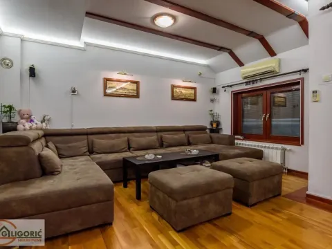 Stan in Gundulićev Venac