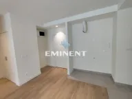 Izdavanje, dvosoban stan, 57m², Savski Venac, Beograd - image 4