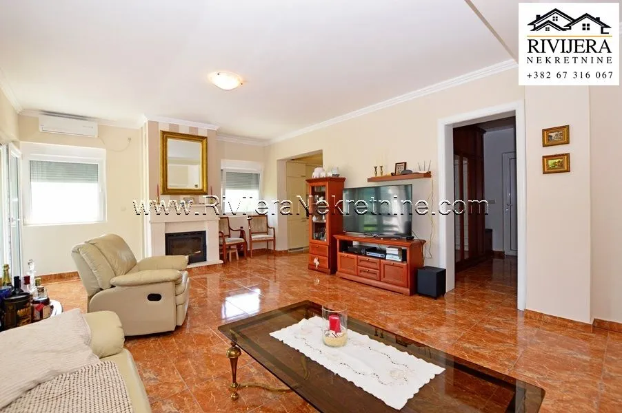 Prodaja, kuća, 348m², Zelenika, Herceg Novi