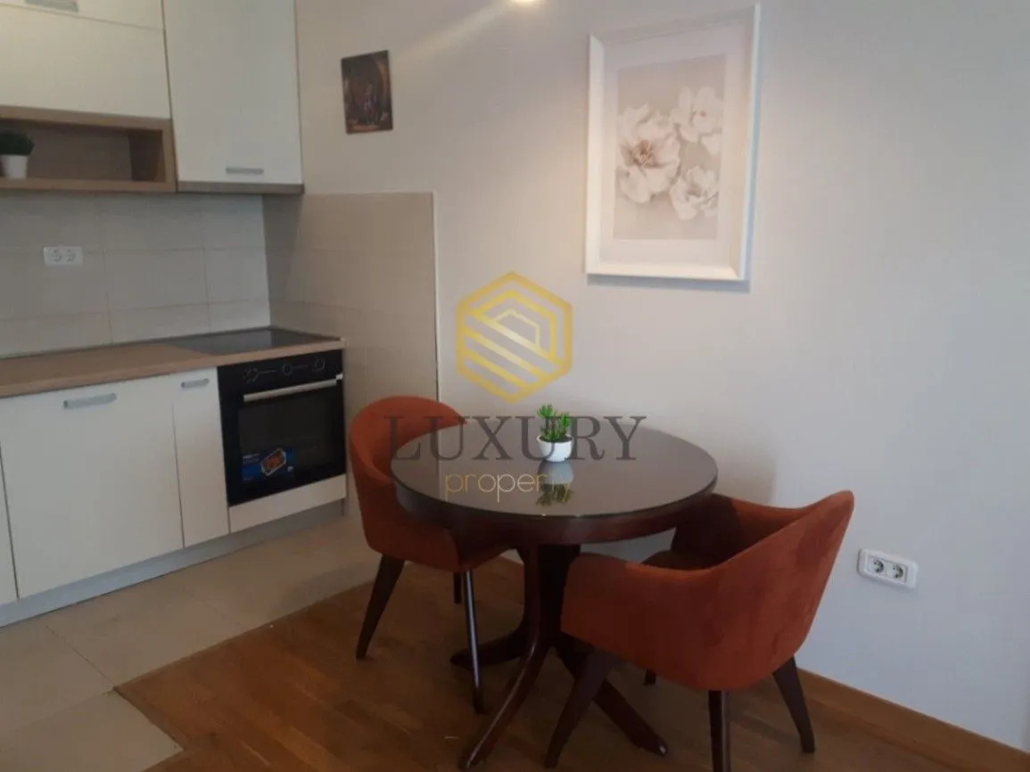 Rent, one bedroom apartment, 42m², City Kvart, Podgorica