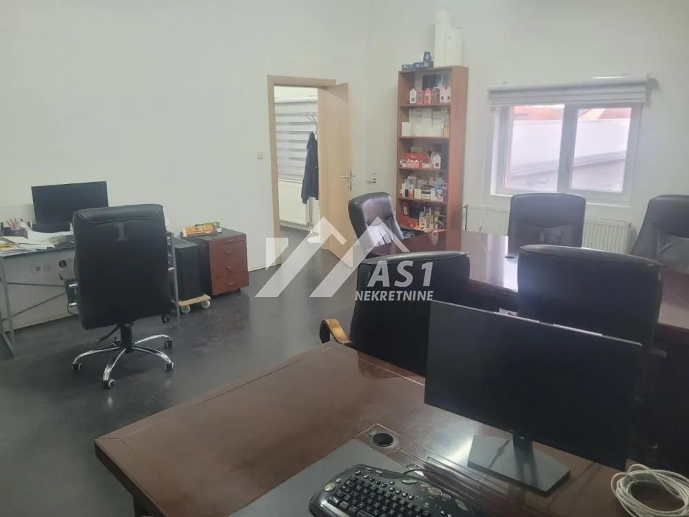 Rent, office space, 750m², Veternik, Novi Sad Sve Podlokacije