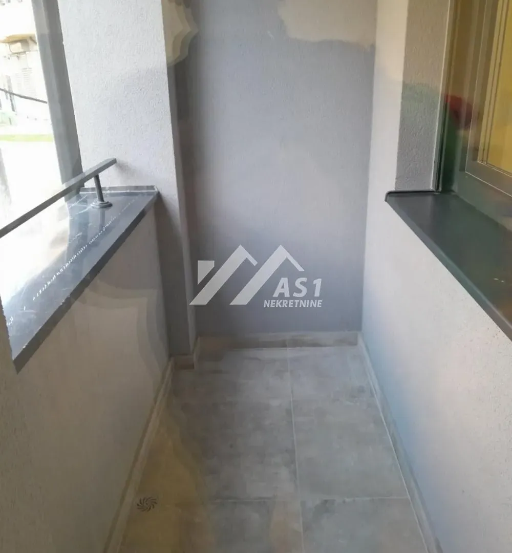 Izdavanje, dvosoban stan, 43m², Podbara, Novi Sad Sve Podlokacije
