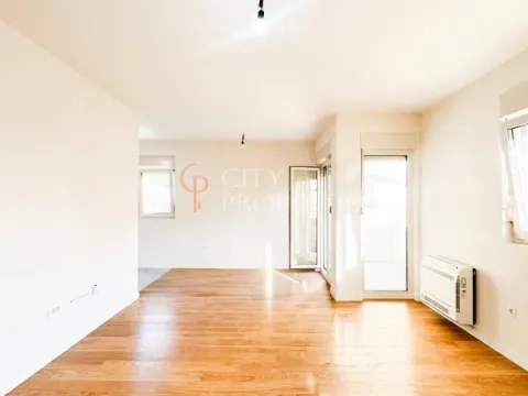 Izdavanje, stan, 92m², Central Point, Podgorica - image 12