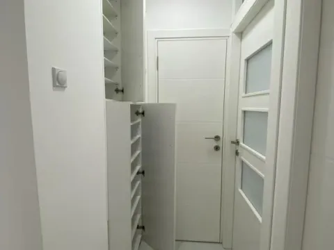 Izdavanje, dvosoban stan, 51m², Centar, Niš - image 19