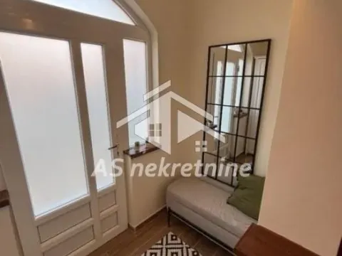 Rent, house, 120m², Slavujev Venac, Zvezdara Sve Podlokacije - image 33