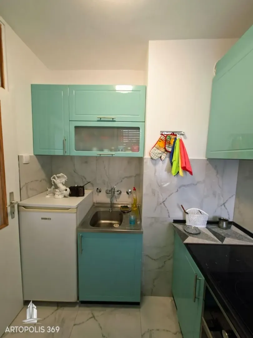Izdavanje, dvosoban stan, 55m², Brace Jerković, Voždovac Sve Podlokacije