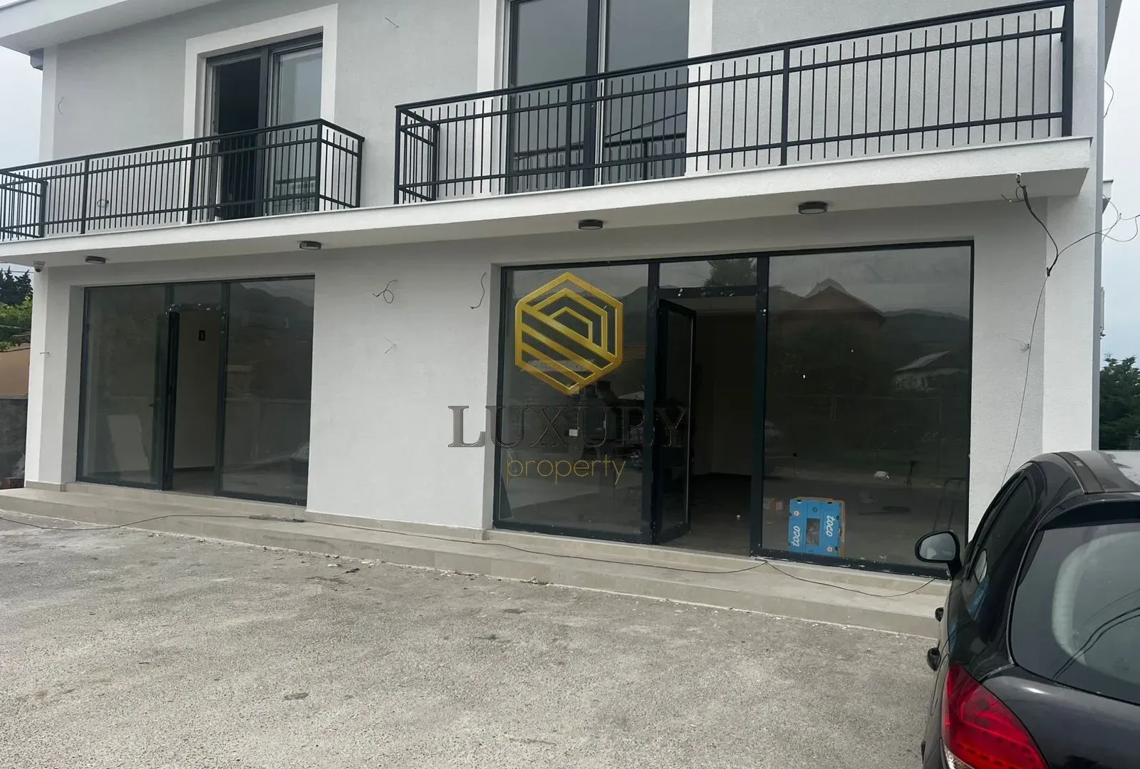 Izdavanje, poslovni prostor, 45m², Masline, Podgorica