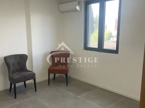 Izdavanje, poslovni prostor, 120m², Centar, Podgorica - image 9