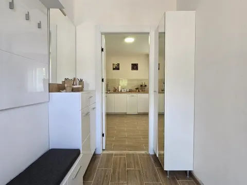 Izdavanje, kuća, 90m², Spuž, Danilovgrad - image 29