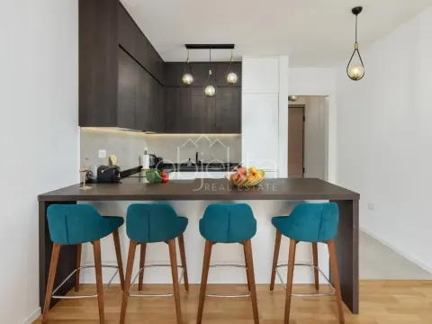 Izdavanje, stan, 69m², Kotor, Crna Gora - image 4