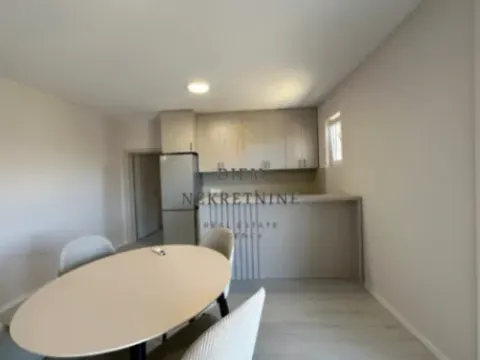 Izdavanje, kuća, 95m², Donji Kokoti, Podgorica - image 12