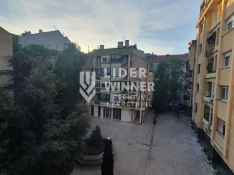 Prodaja, trosoban stan, 76m², Vračar Sve Podlokacije, Beograd - image 10