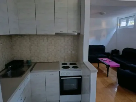 Sale, one bedroom apartment, 46m², Tološi, Podgorica - image 7