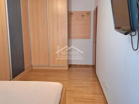 Rent, three bedroom apartment, 81m², Crveni Krst, Beograd - image 10