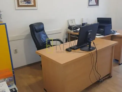 Sale, office space, 70m², Centar, Podgorica - image 7