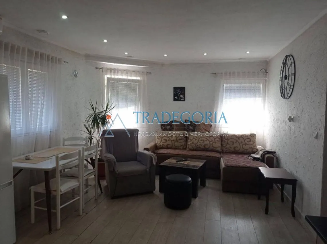 Prodaja, kuća, 210m², Dobra Voda, Bar