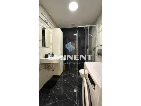 Izdavanje, stan, 54m², Savski Venac, Beograd - image 12