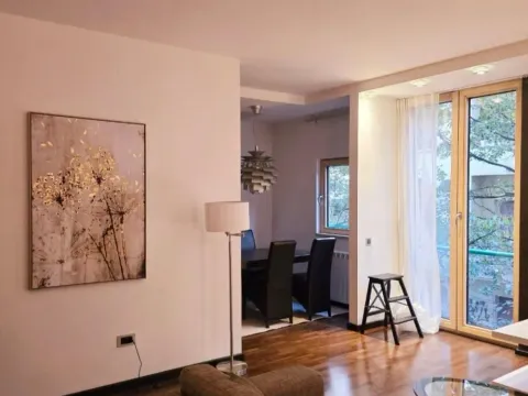 Izdavanje, četvorosoban stan, 87m², Stari Grad, Beograd - image 5