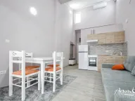 Prodaja,  ugostiteljski objekat, 1256m2, Centar, Budva