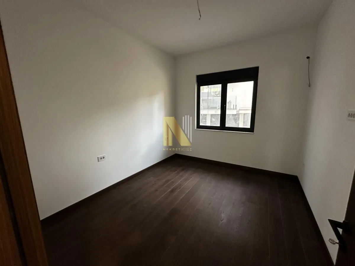 Prodaja, stan, 154m², Sremska Kamenica, Petrovaradin