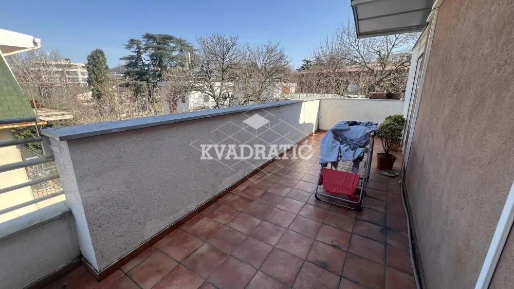 Sale, four bedroom apartment, 126m², Savski Venac, Beograd