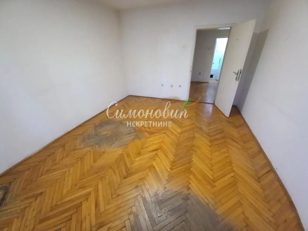 Rent, office space, 60m², Voždovac Sve Podlokacije, Beograd