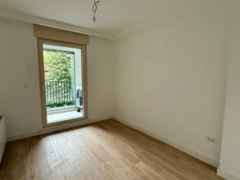 Izdavanje, stan, 125m², Crveni Krst, Beograd - image 4