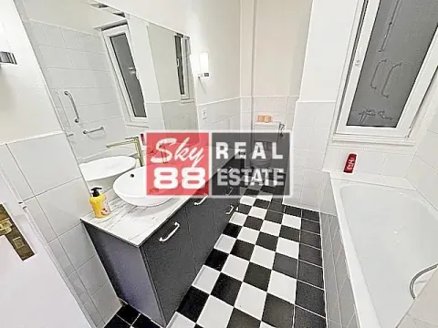 Izdavanje, četvorosoban stan, 136m², Stari Grad, Beograd - image 12