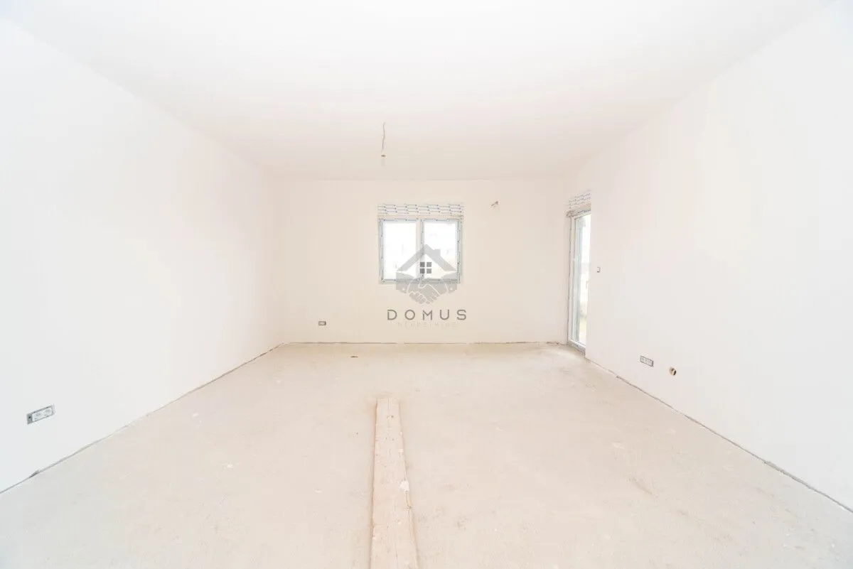 Prodaja, dvosoban stan, 74m², Zabjelo, Podgorica
