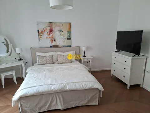 Sale, three bedroom apartment, 110m², Savski Venac, Beograd - image 6