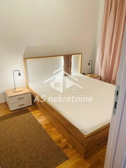 Izdavanje, dvosoban stan, 43m², Botanička Bašta, Palilula Sve Podlokacije