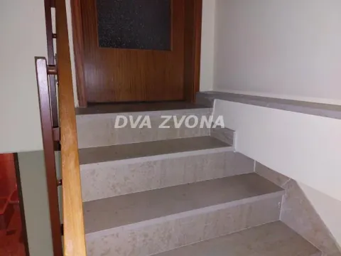 Sale, house, 400m², Sremska Kamenica, Petrovaradin - image 9
