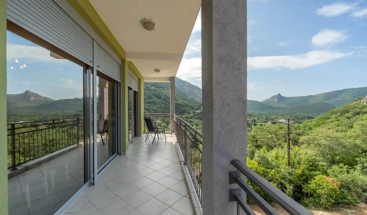 Sale, house, 274m², Buljarica, Budva