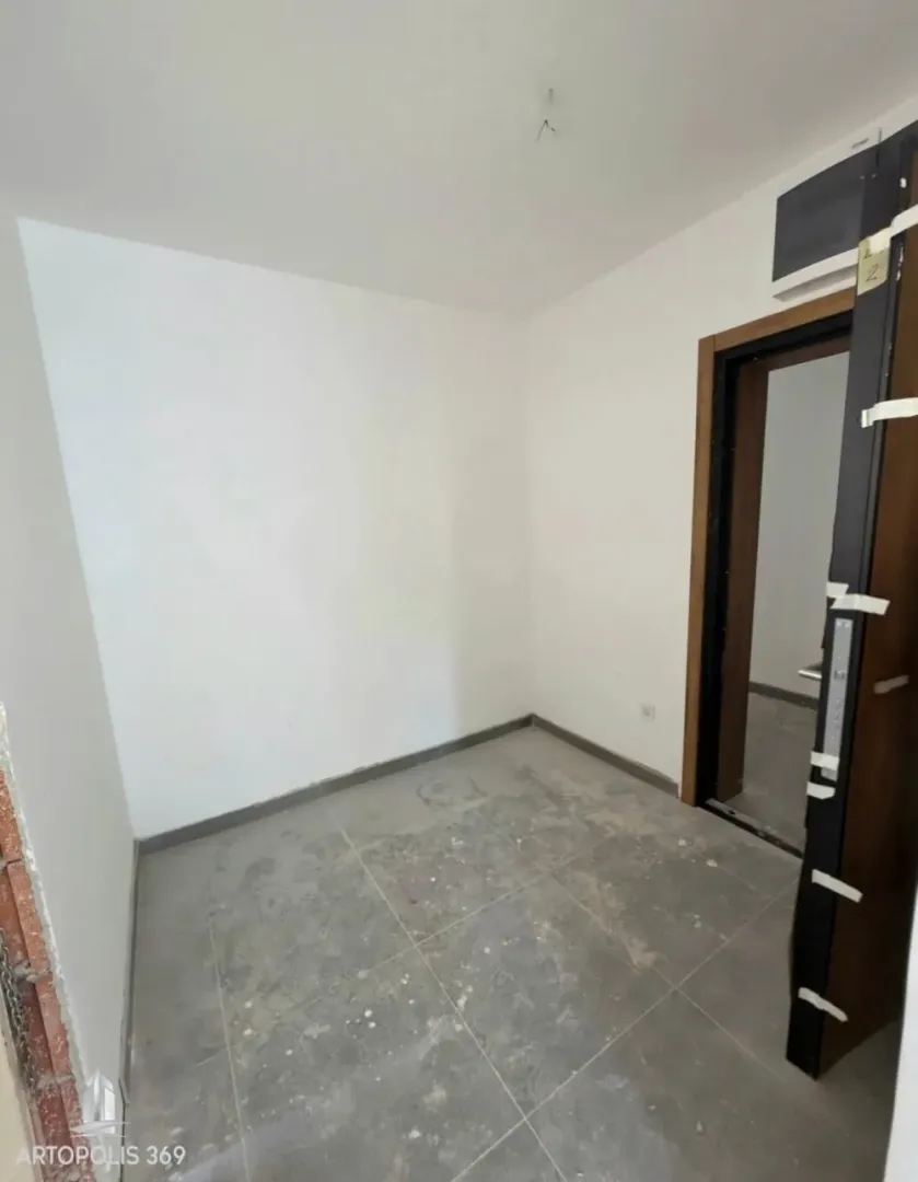 Prodaja, dvosoban stan, 60m², Zemun Sve Podlokacije, Beograd