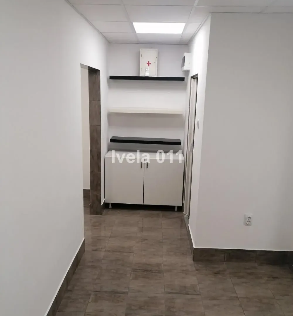 Rent, office space, 30m², Voždovac Sve Podlokacije, Beograd