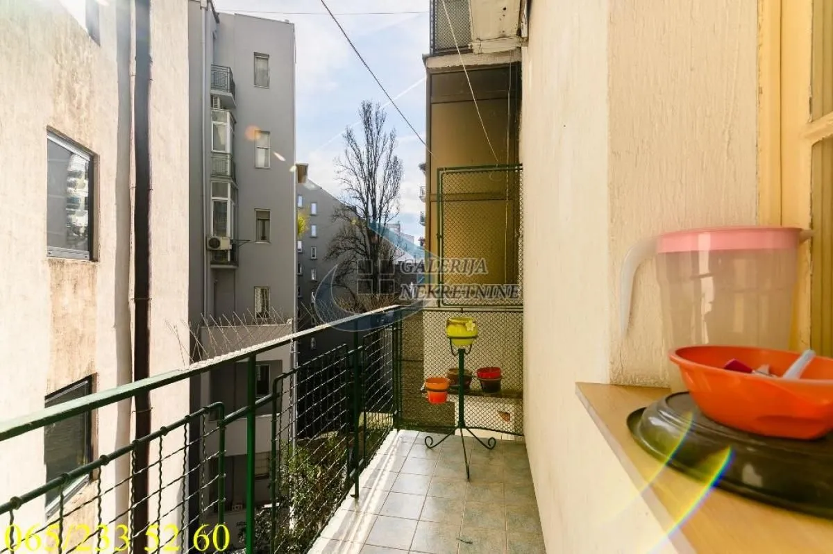 Prodaja, trosoban stan, 85m², Slavija, Vračar Sve Podlokacije