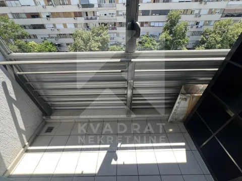 Rent, two bedroom apartment, 75m², Preko Morače, Podgorica - image 14