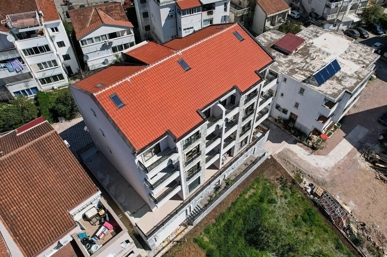 Rent, two bedroom apartment, 60m², Centar, Budva