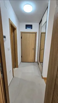 Izdavanje, jednosoban stan, 47m², City Kvart, Podgorica - image 5