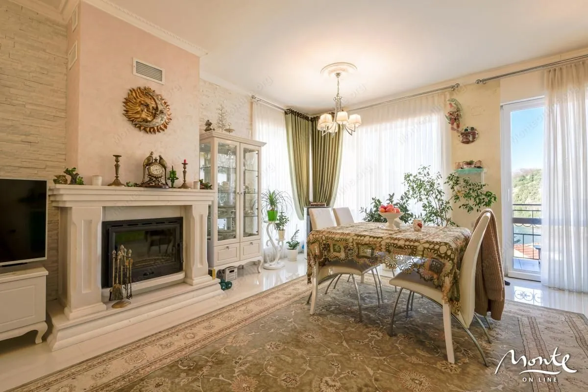 Prodaja, dvosoban stan, 174m², Lepetani, Tivat