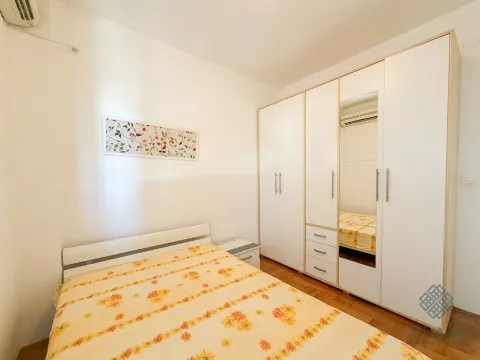 Izdavanje, dvosoban stan, 100m², Preko Morače, Podgorica - image 9