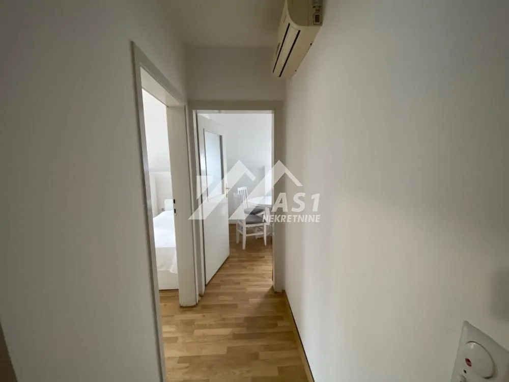 Izdavanje, dvosoban stan, 50m², Liman 1, Novi Sad Sve Podlokacije