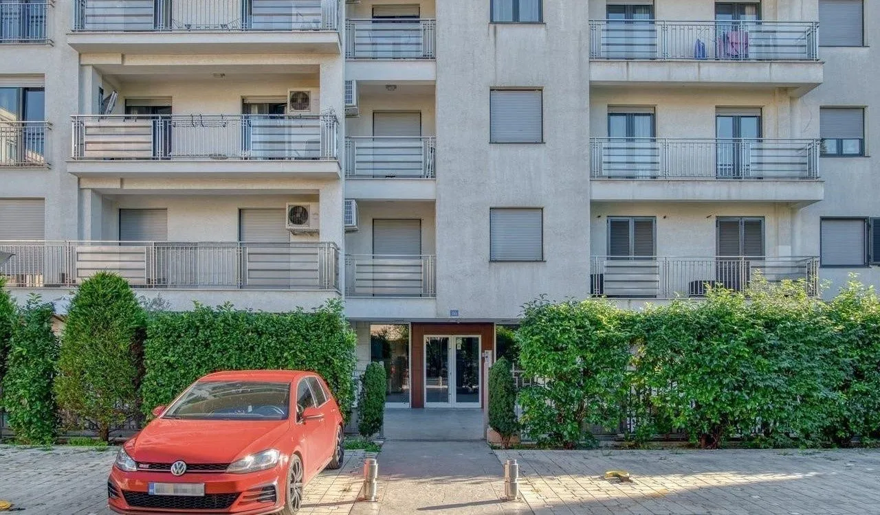Prodaja, dvosoban stan, 90m², Gorica C, Podgorica