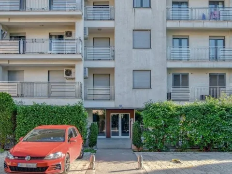 Prodaja, dvosoban stan, 90m², Podgorica, Crna Gora - image 31