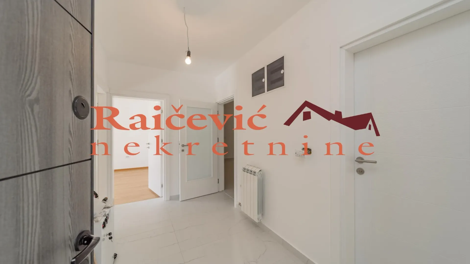 Prodaja, trosoban stan, 95m², Grocka, Beograd