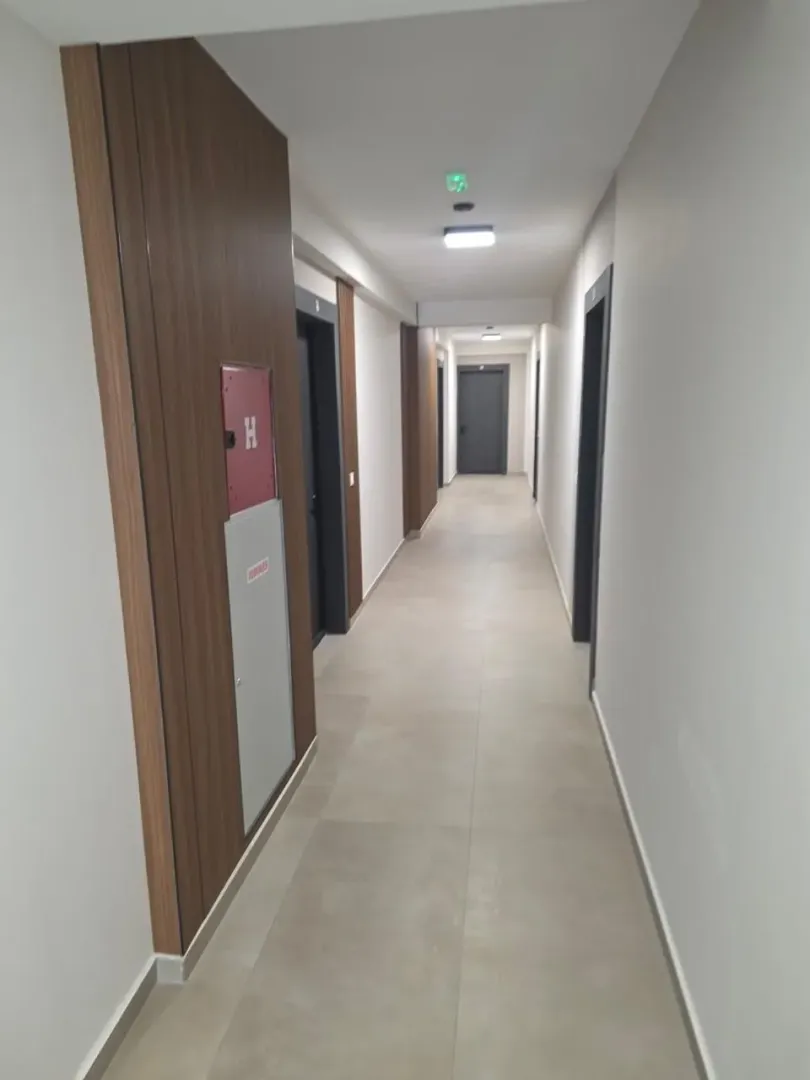 Prodaja, jednosoban stan, 45m², Centar, Bar